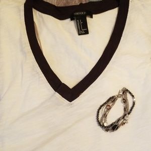 Forever 21 white and black half sleeves blouse